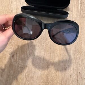 Classic Black Oversized Sunglasses NEW